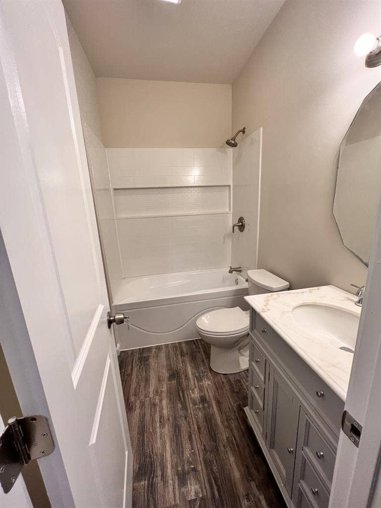 Private Basement Studio in OTC