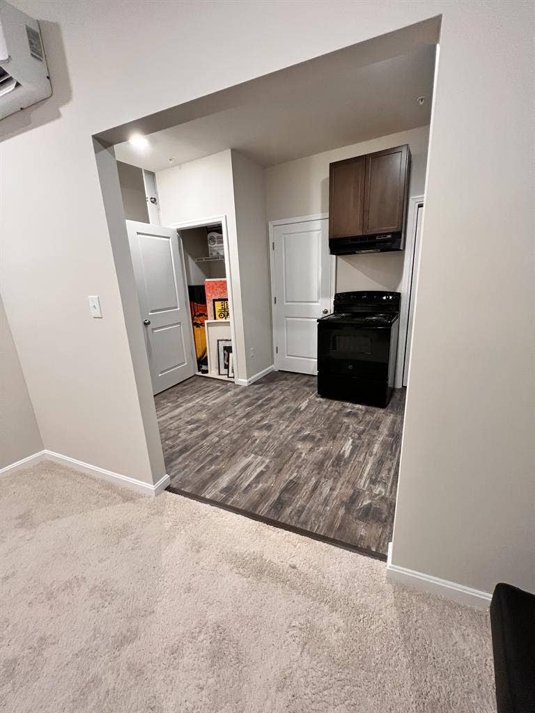 Private Basement Studio in OTC