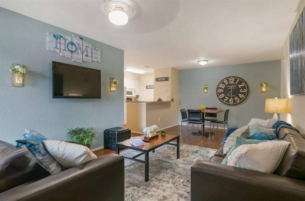 URGENT RELET GIRLS ONLY