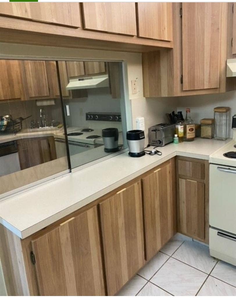 Room for rent in Greenacres