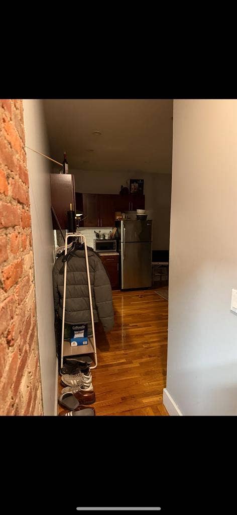 Large room in Crown Heights !!!