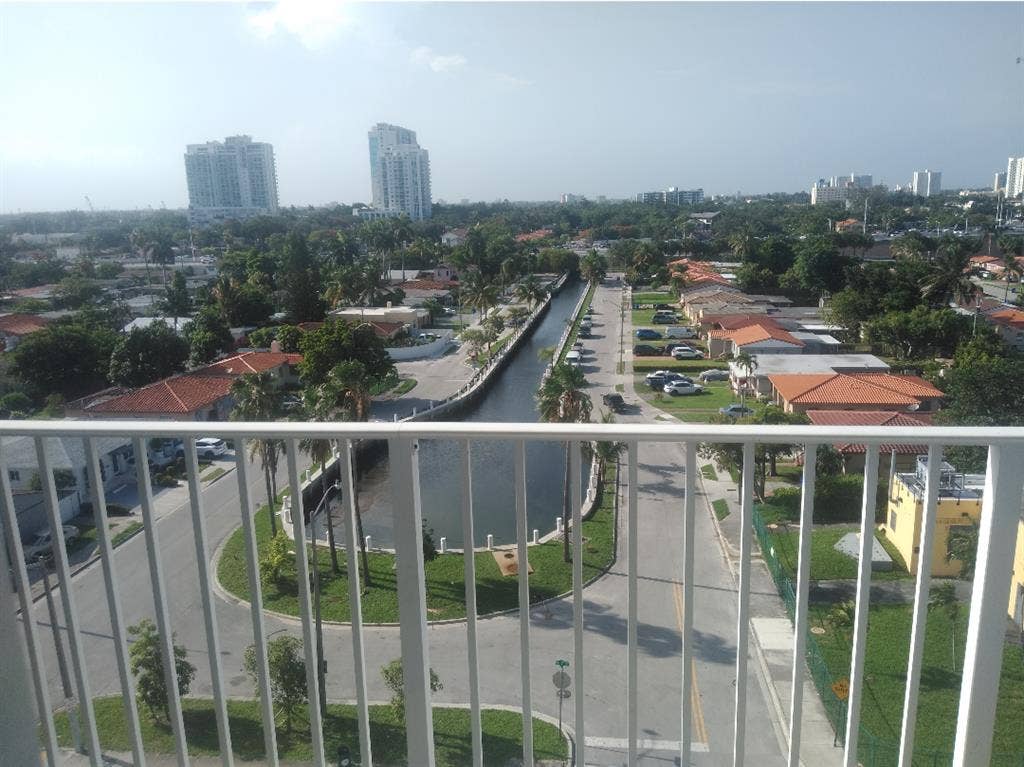 Room for rent w/ bathroom