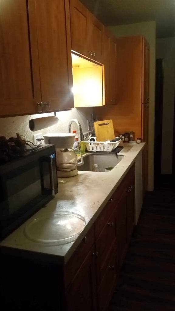 Room in 3br. ecovillage apartment