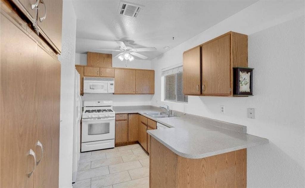 Looking for Roommates