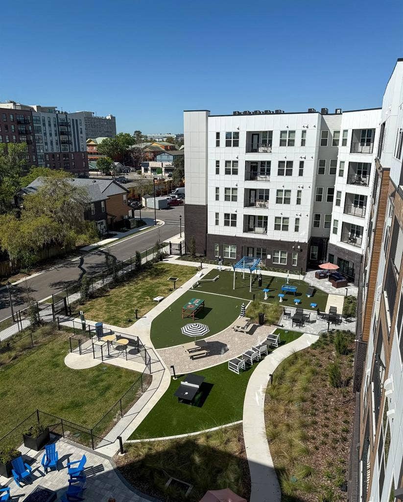 SUBLEASING A ROOM IN !