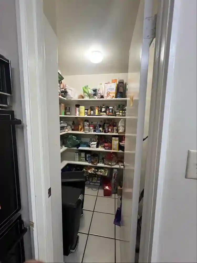 Seeking roommate in Fullerton house