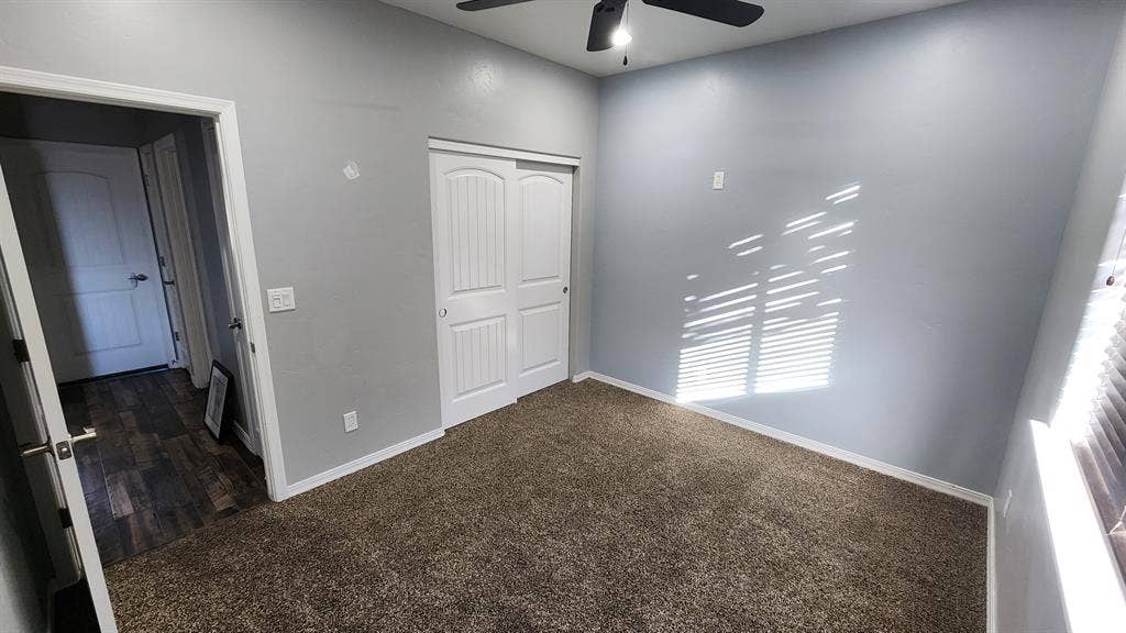 Room for rent in nice neighborhood