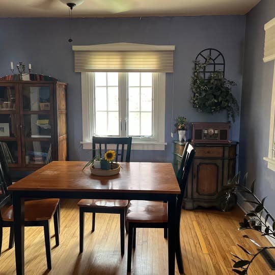 Congress Park Room Available