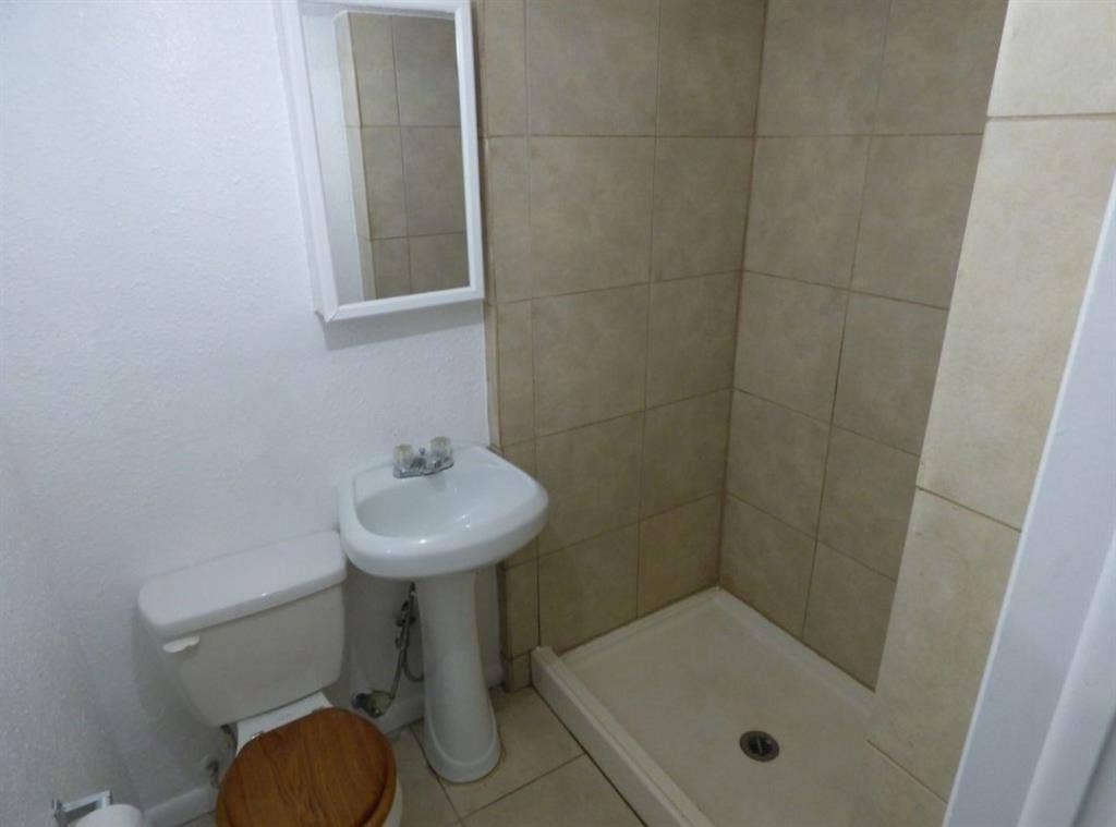 Private room and bathroom for rent!