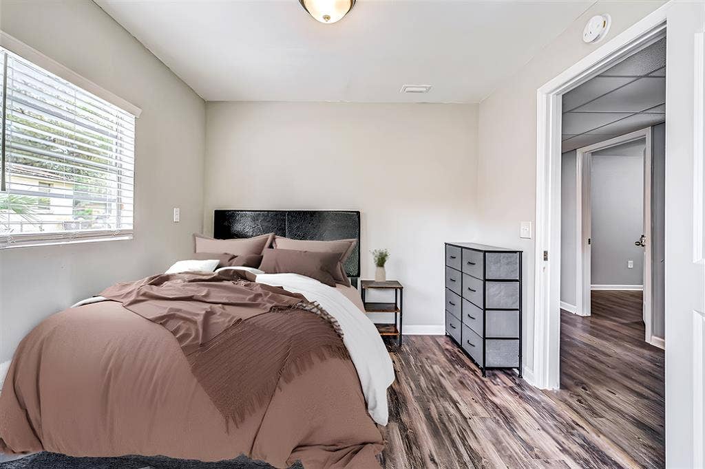 8 BR in Jacksonville