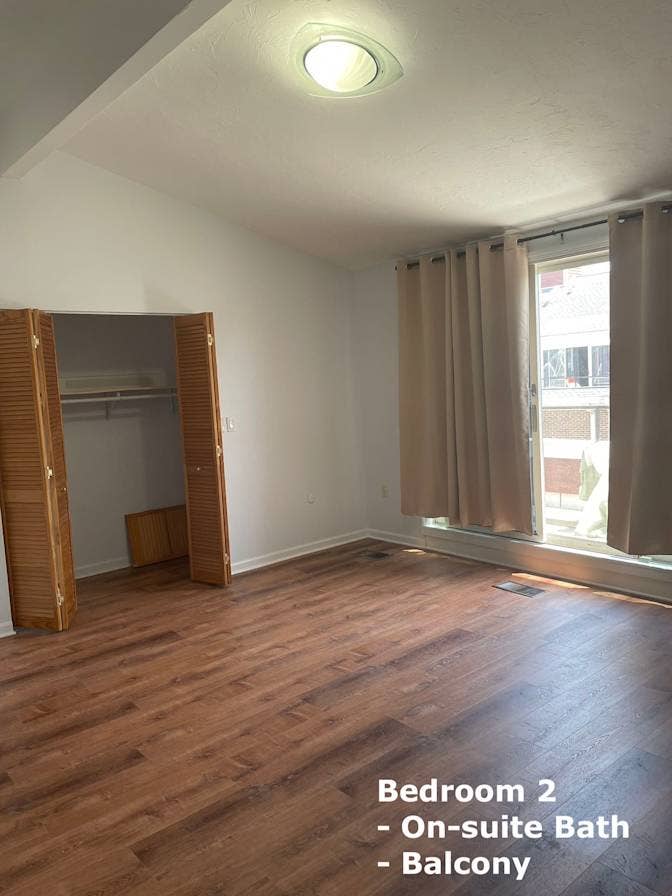 Master Bed w. en-suit Bath