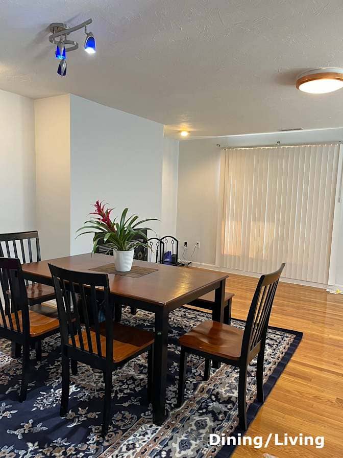 Master Bed w. en-suit Bath