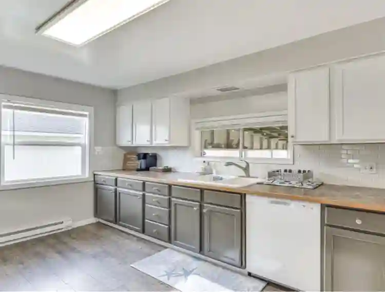 Looking one roommate or rent home