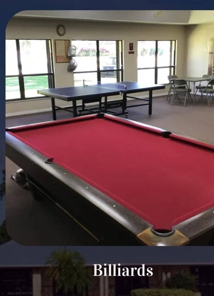 Furnished Queen Room  /Private Bath