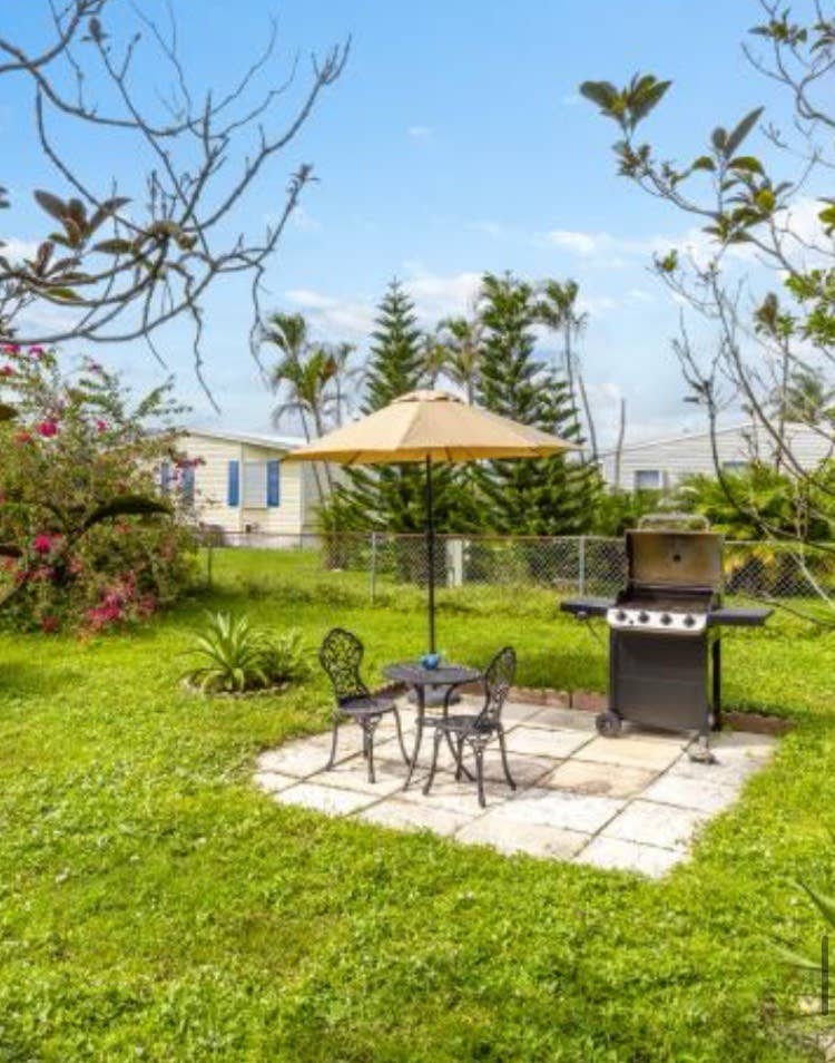 Furnished Queen Room  /Private Bath