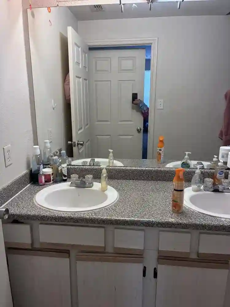 Sublease -$ utilities included