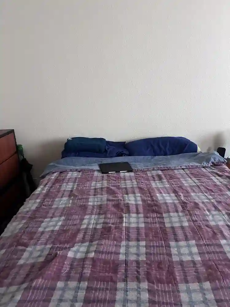 Sublease -$ utilities included