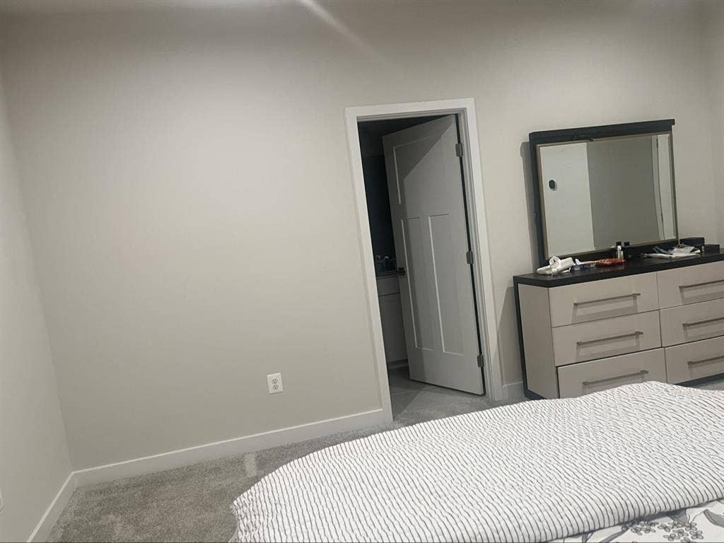 Large Master’s
suite