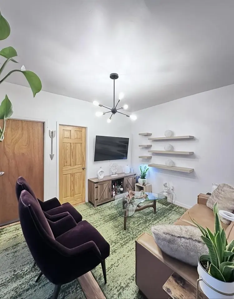 Prime area in the heart of Astoria