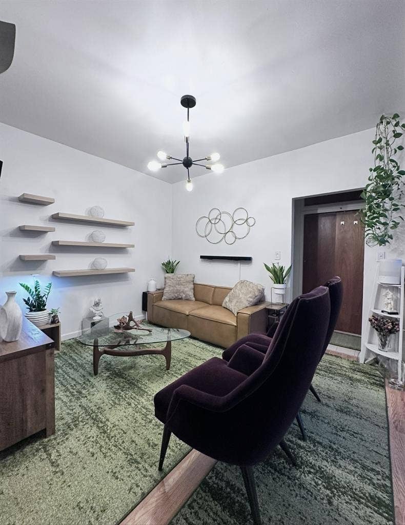 Prime area in the heart of Astoria