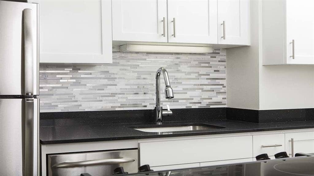 private bed&bath in a huge B