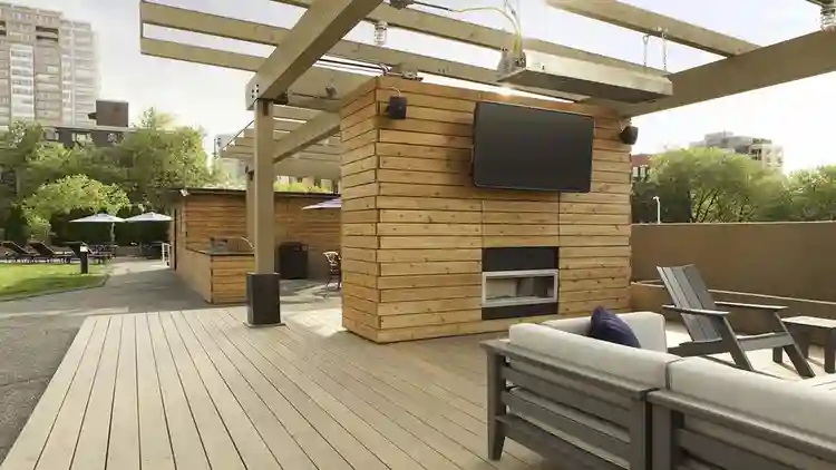 private bed&bath in a huge B