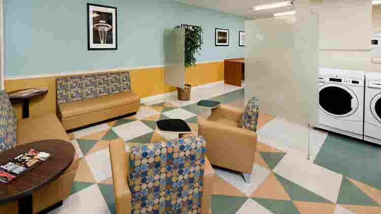 private bed&bath in a huge B