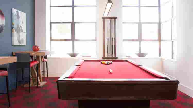 private bed&bath in a huge B