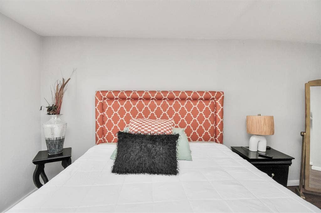 Montrose studio apartment for rent