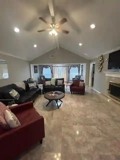 5 BR in Dallas