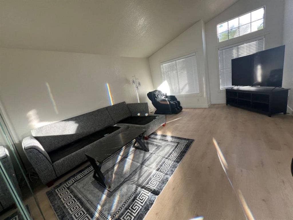 2 BR in Las Vegas