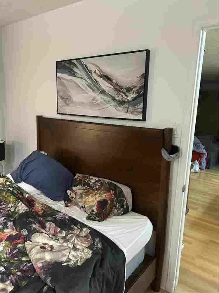 Quiet Room next to metro Longueuil