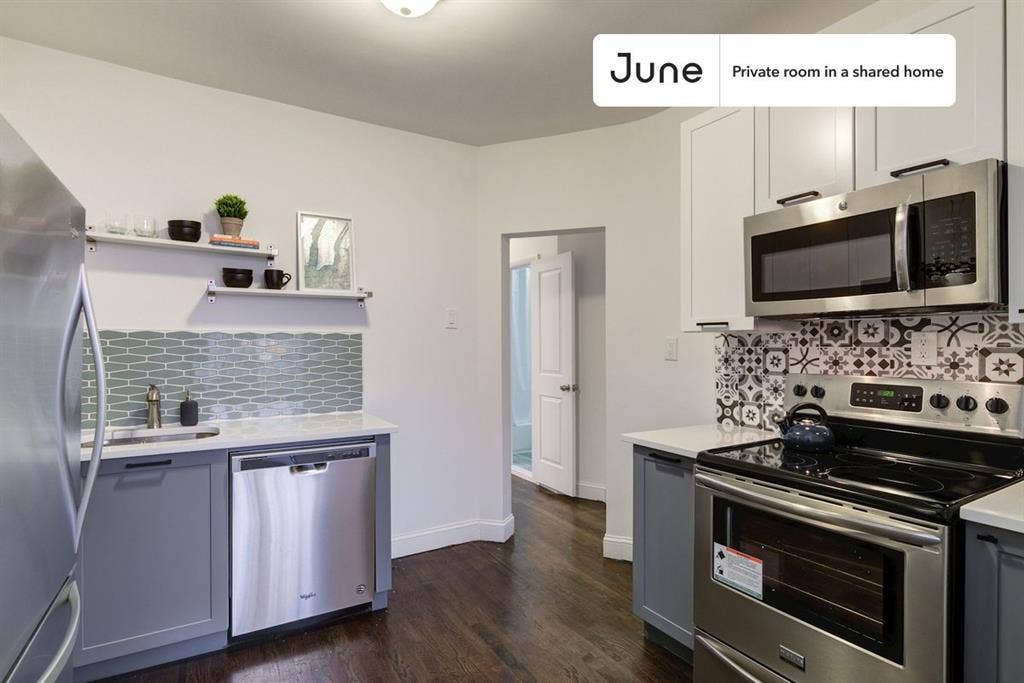 4 BR in New York City