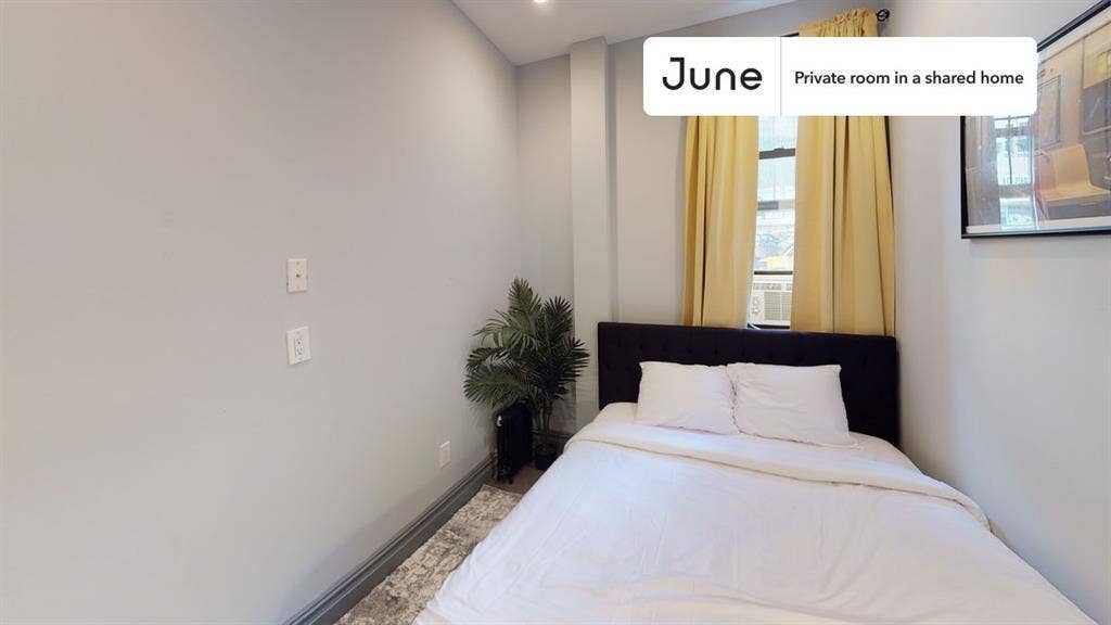 3 BR in New York City