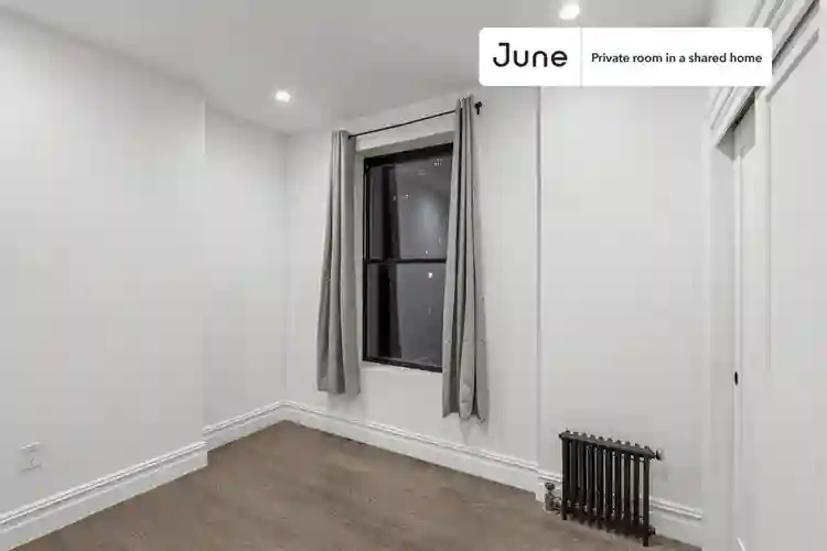 2 BR in New York City