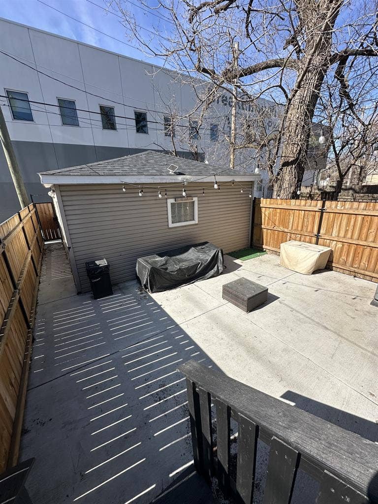 Fully furnished basement large room