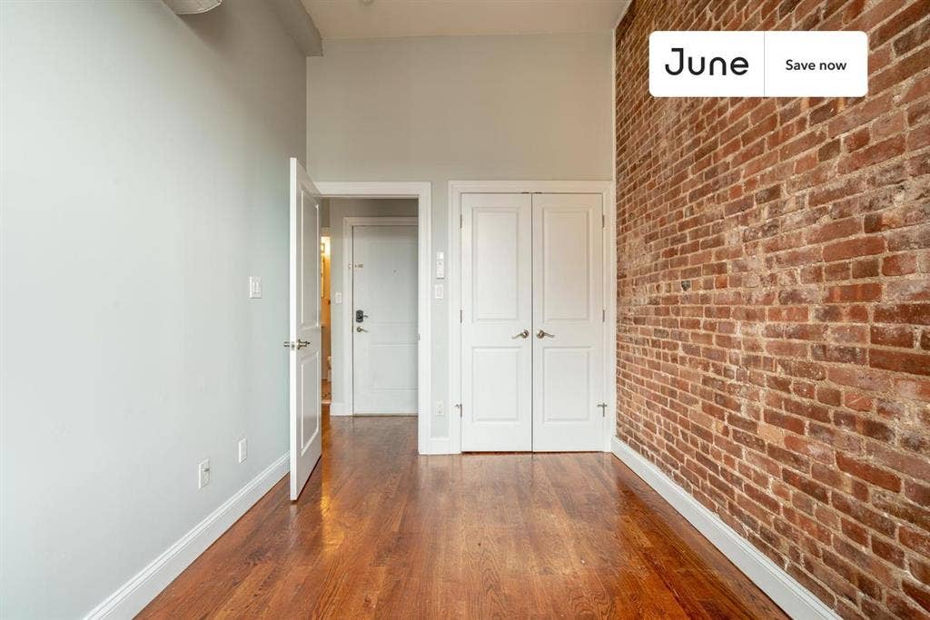 1 BR in New York City