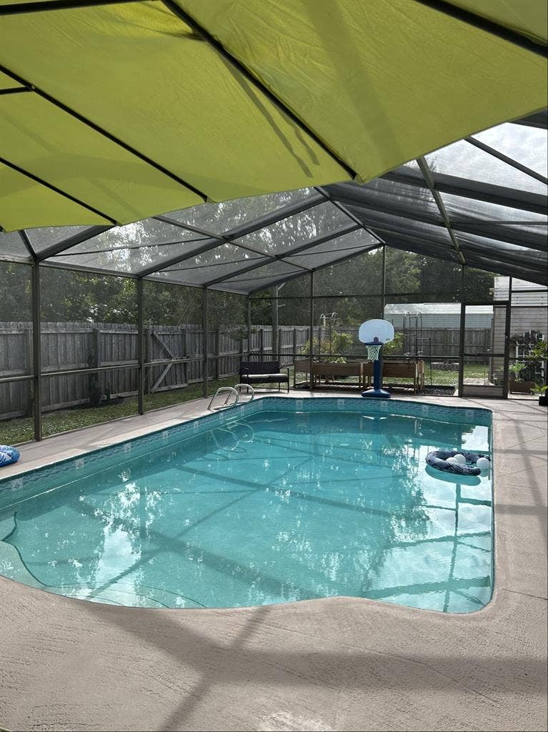 Quiet Room 4 rent with Pool/Garden