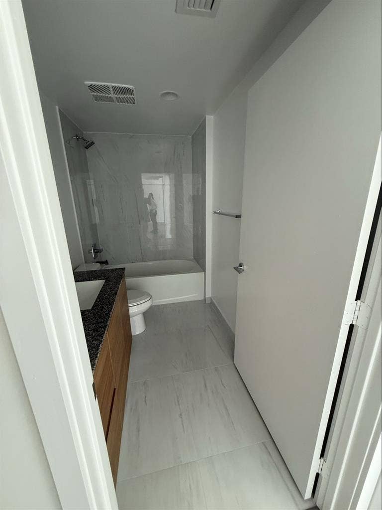 Master suite - private bath Miami.