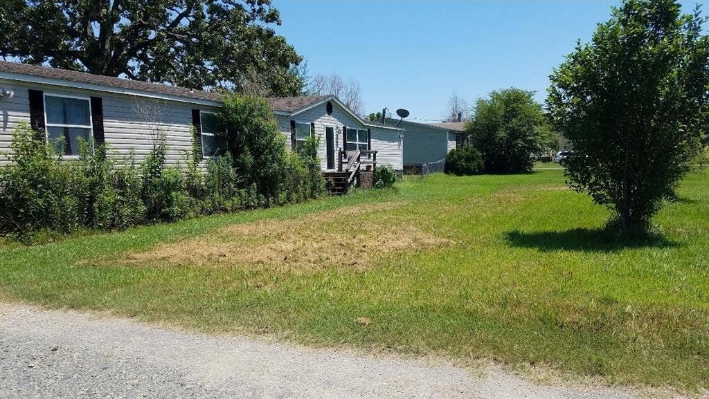 Room (optional furnished) for rent!