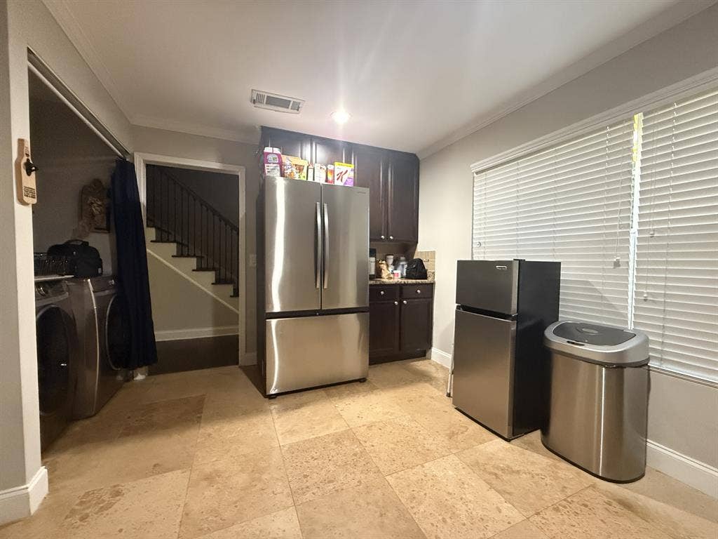 Room Available Move-In Ready!