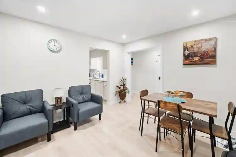 6 BR in Jacksonville