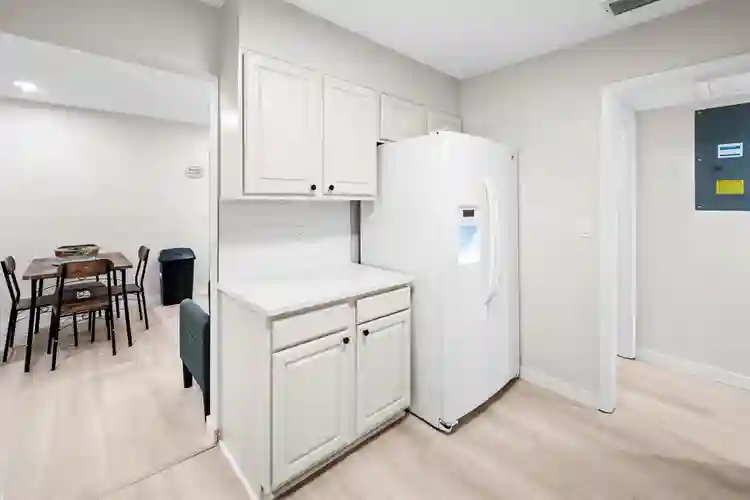 6 BR in Jacksonville