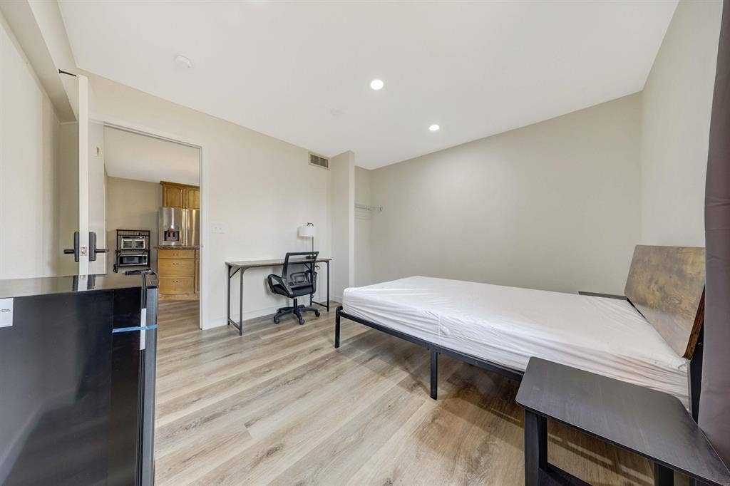 11 BR in Phoenix