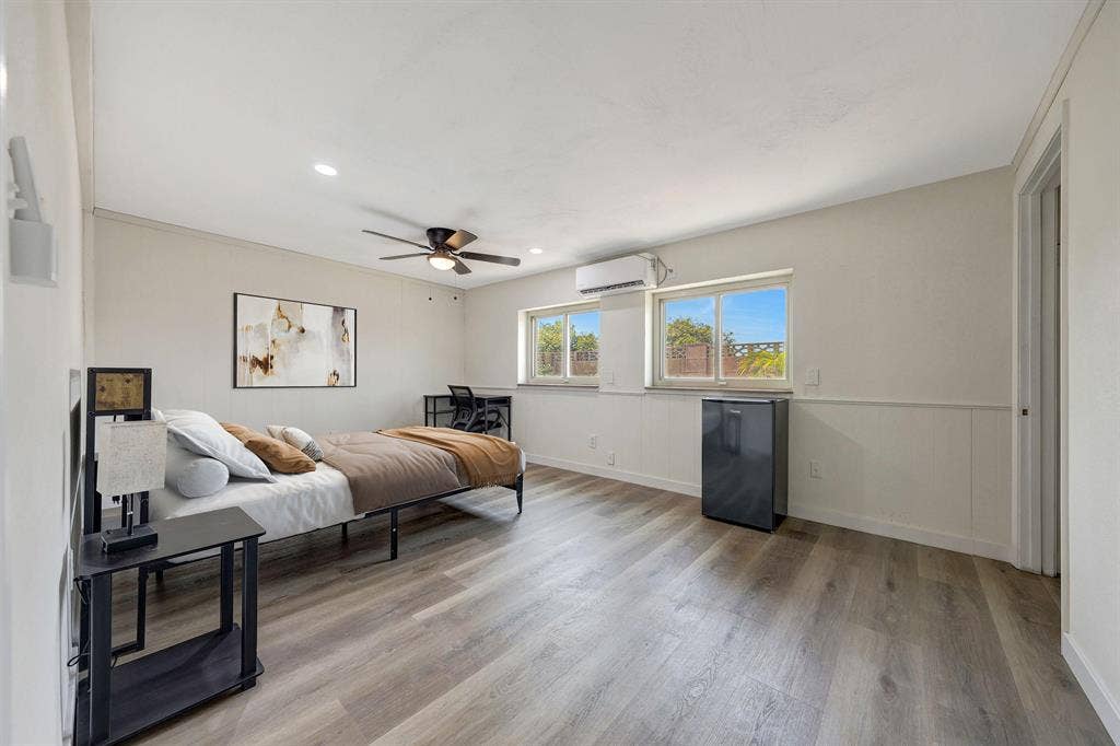 11 BR in Phoenix