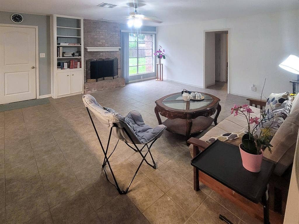 6 BR in Houston