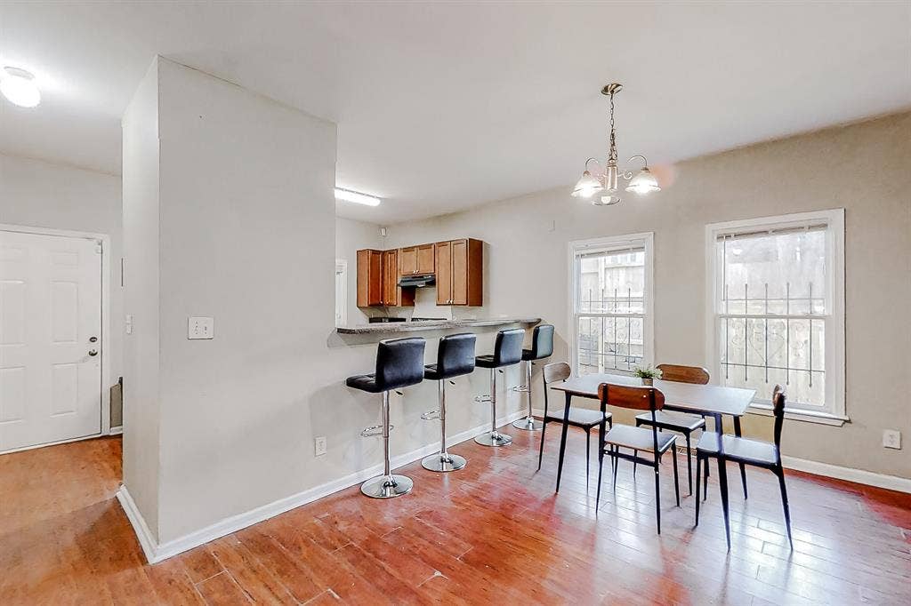 5 BR in Atlanta