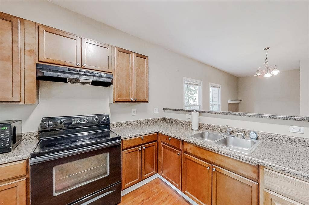 5 BR in Atlanta