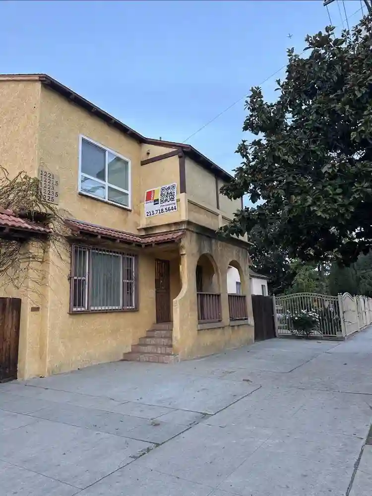 Private room and bath USC