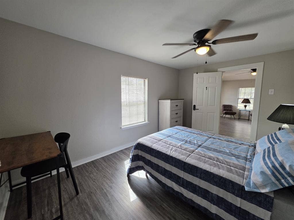 Quiet, Cozy & Clean Temp. Housing!